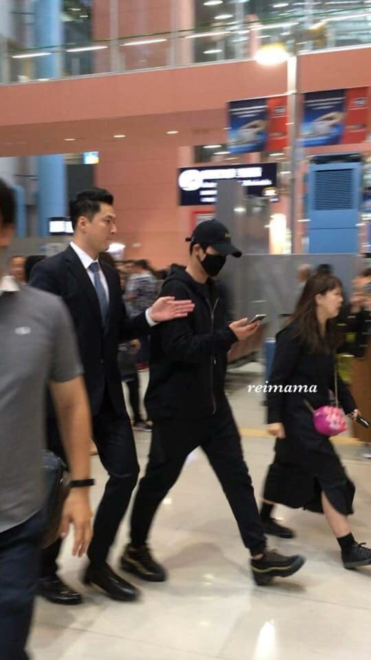 (KHJ arrived at osaka airport 18.10.10 (2