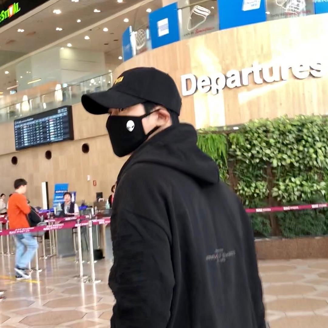 [Fanpics+Fancam] Kim Hyun Joong at Airport Heading to Japan [2018.10.10]